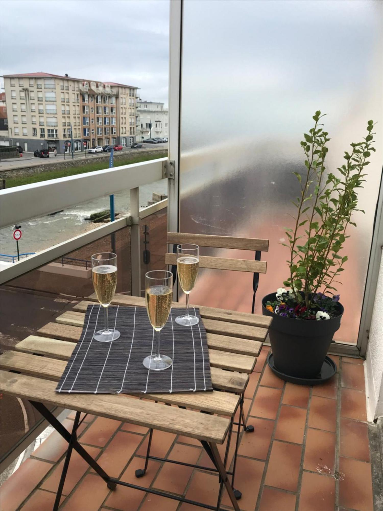 Une Jolie Vue - Appt 2 Pieces Vue Mer Balcon Sud Вімере Екстер'єр фото